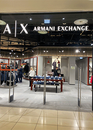 Armani Exchange открылся на новом месте в ТЦ "Авиапарк"